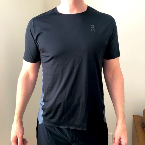On Running Performance Tee - Picture 3 of 7